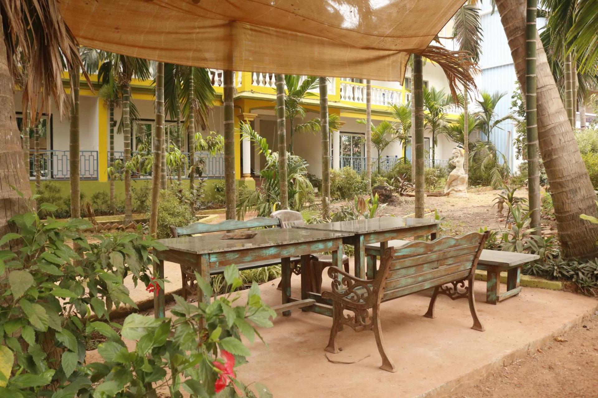 Lavish Exotic Hotel & Apartments Arambol Exterior foto